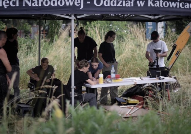 poszukiwania na cmentarzu jeruzalem